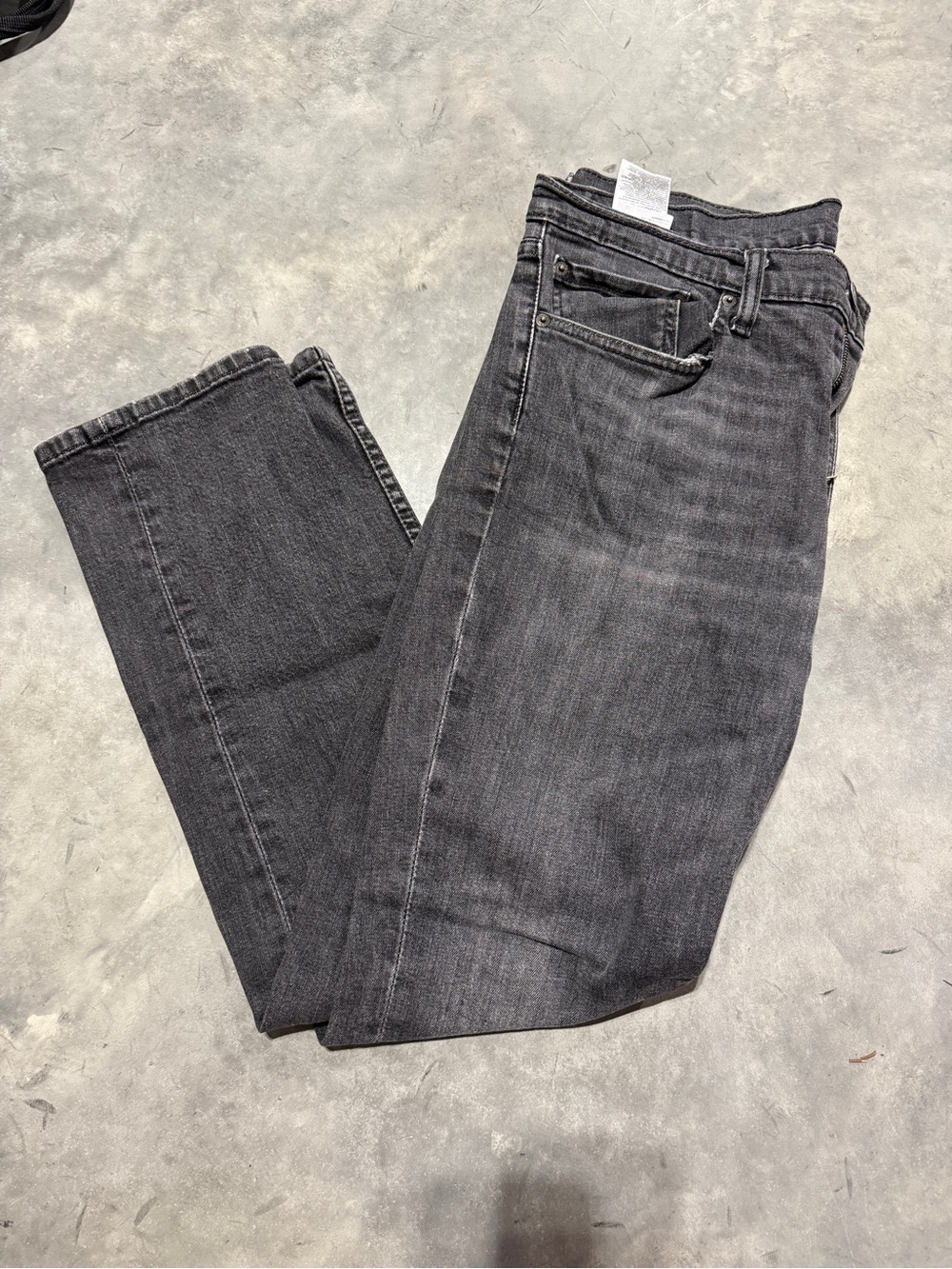 Men’s Levi's Charcoal Straight-Leg Jeans